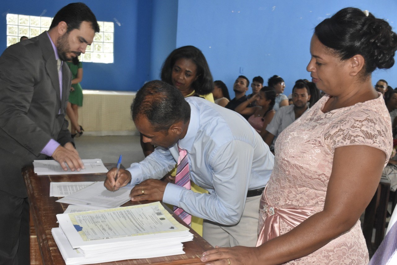 Camacã: II Casamento Comunitário realiza o sonho de dezenas de casais
